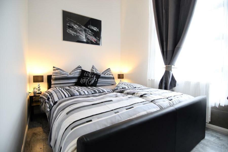 Lea Apartment - Free Parking In Front For 2 Cars Zagreb Bagian luar foto