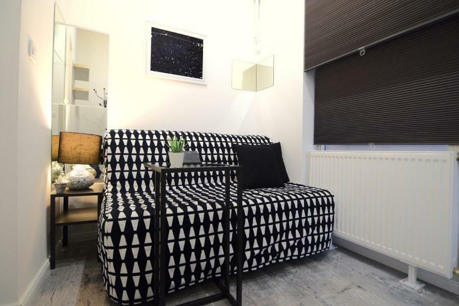 Lea Apartment - Free Parking In Front For 2 Cars Zagreb Bagian luar foto