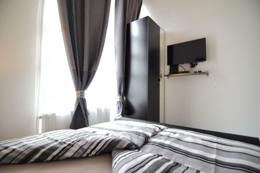 Lea Apartment - Free Parking In Front For 2 Cars Zagreb Bagian luar foto