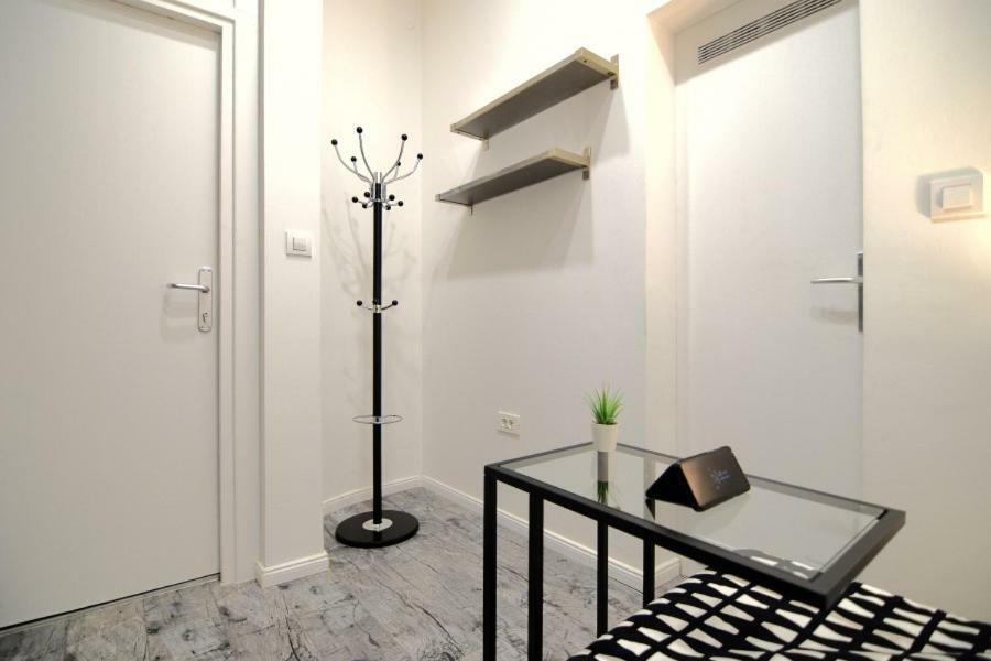 Lea Apartment - Free Parking In Front For 2 Cars Zagreb Bagian luar foto